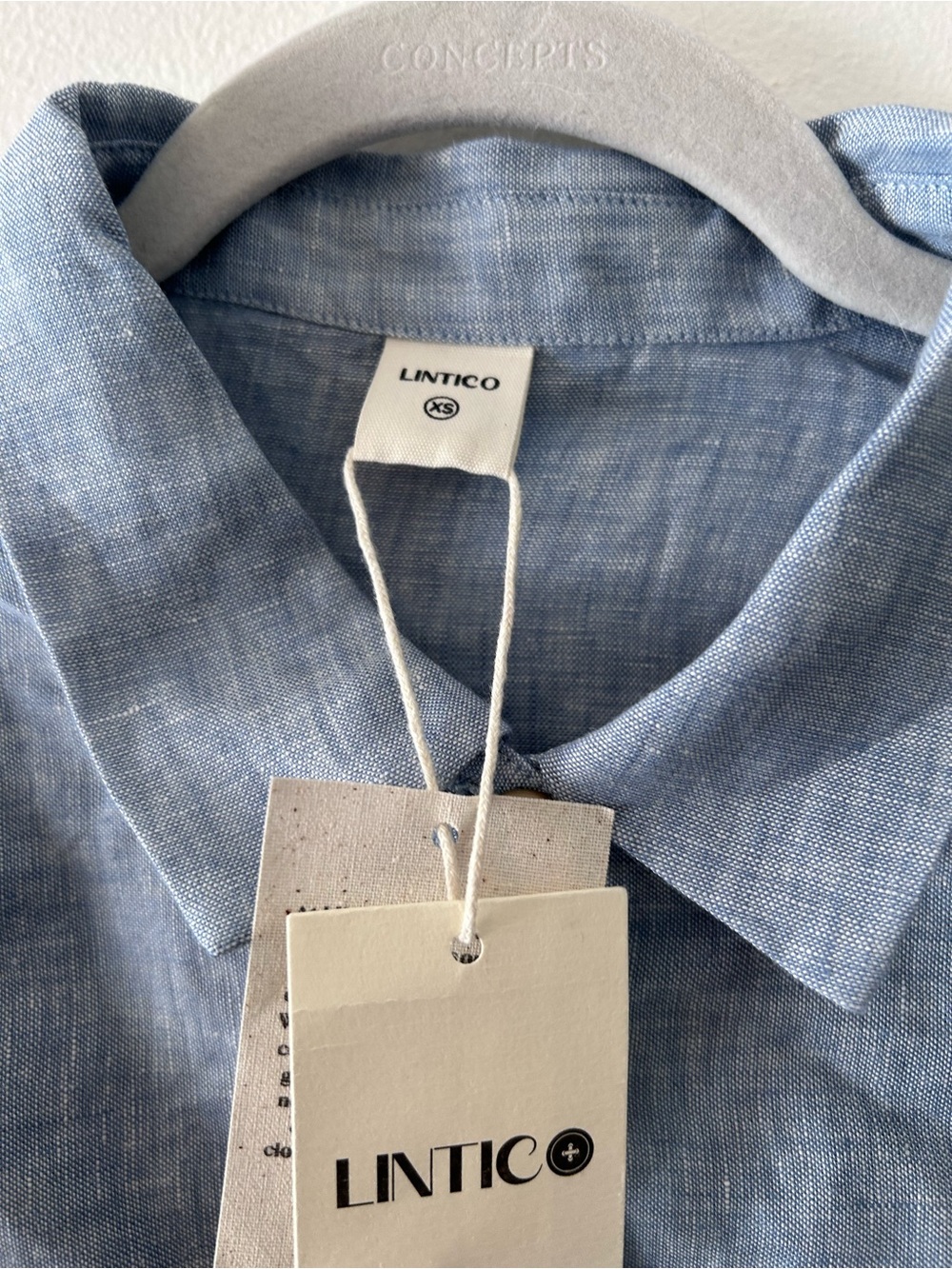 Lintico Light Blue Button-Up 100% Linen Top with White Hem - Picture 4 of 5